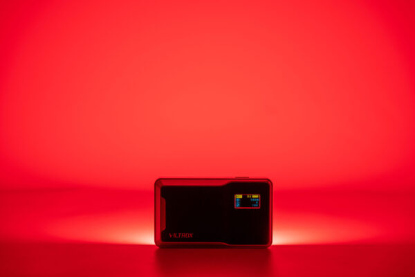 Viltrox Retro 08X LED Compacto RGB - Image 9